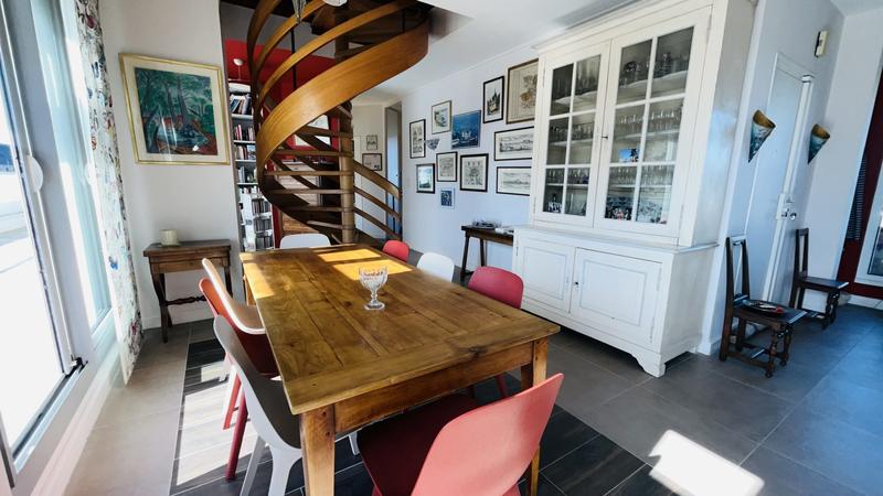 Appartement - 155 m² - 5 pièces