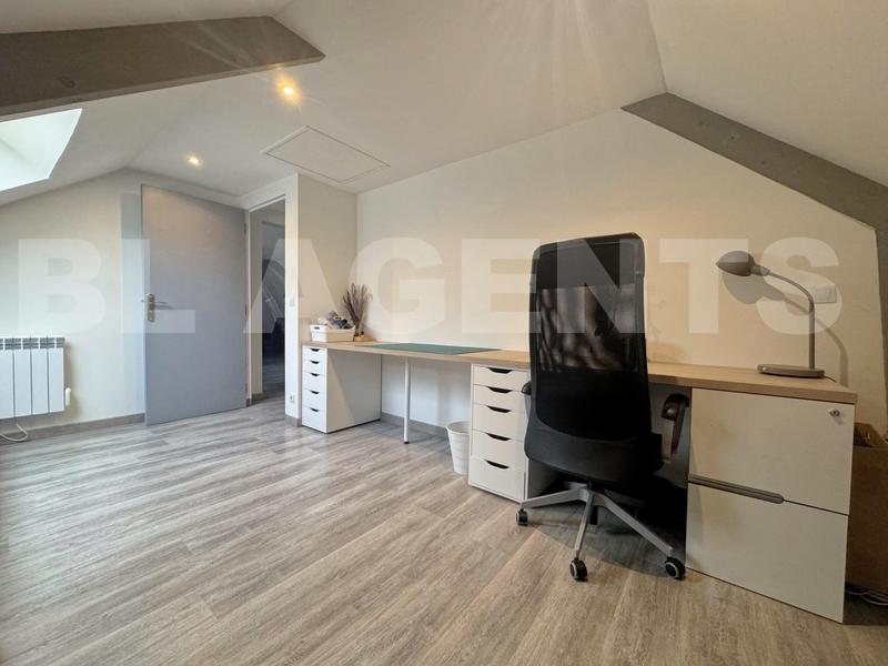 Maison - 147 m² - 6 pièces