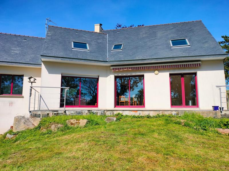 Maison - 167 m² - 7 pièces