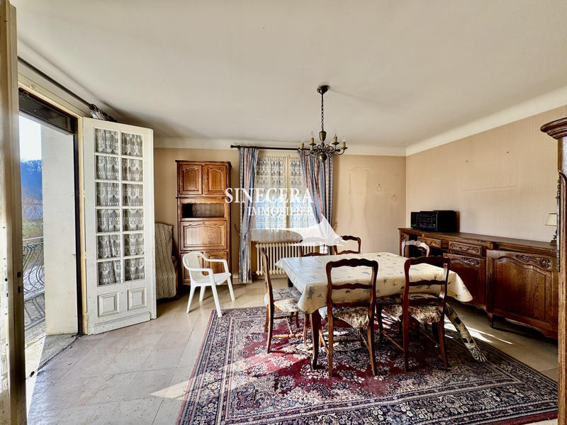 Maison traditionnelle - 77 m² - 4 pièces