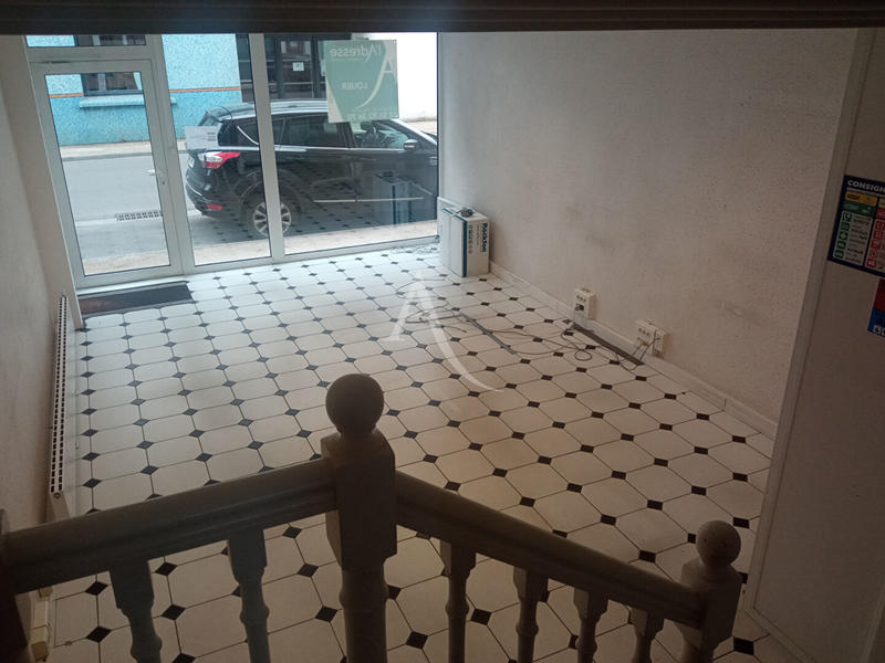 Local commercial - 42 m²