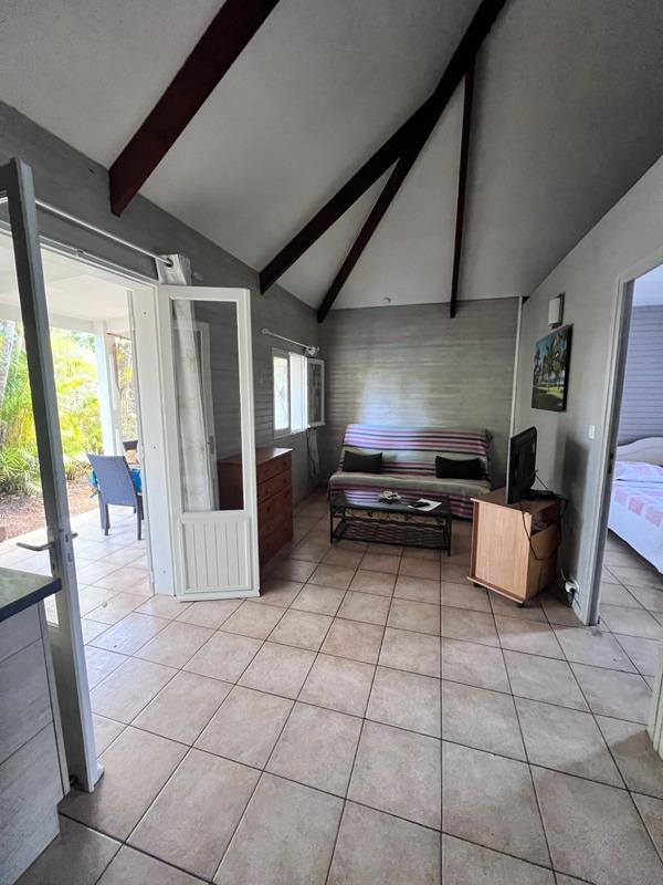 Propriété - 372 m² - 18 pièces