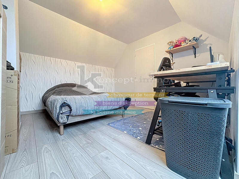 Maison - 94 m² - 6 pièces