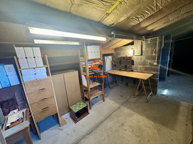 Maison - 180 m² - 7 pièces