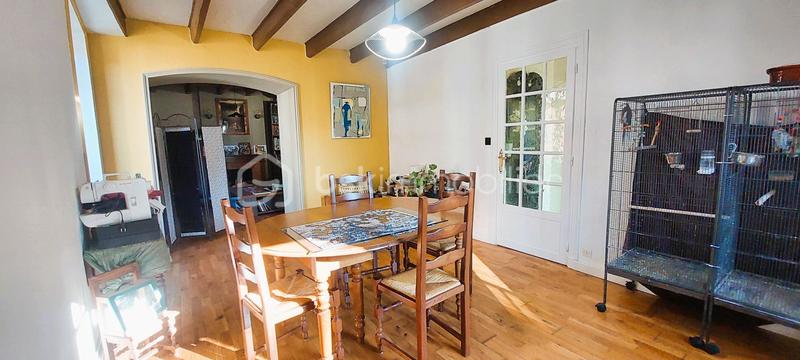 Maison de village - 180 m² - 13 pièces