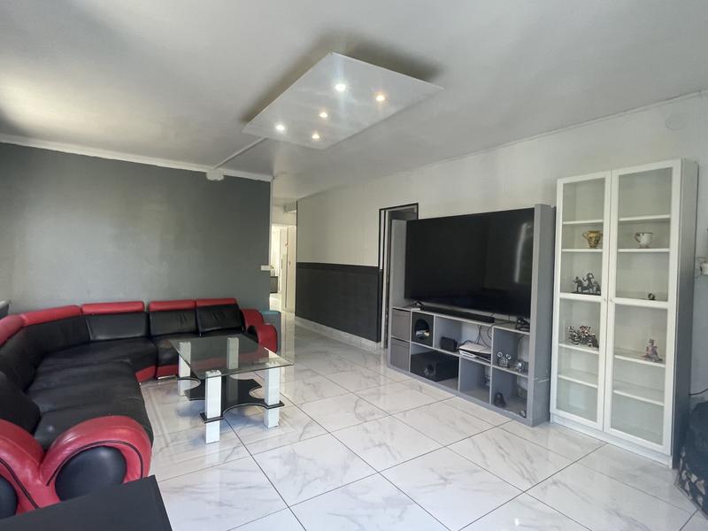 Maison ancienne - 195 m² - 9 pièces