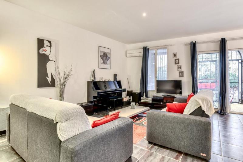 Appartement - 90 m² - 4 pièces