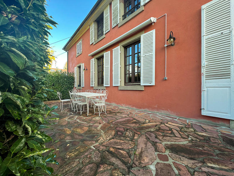 Appartement - 79 m² - 2 pièces