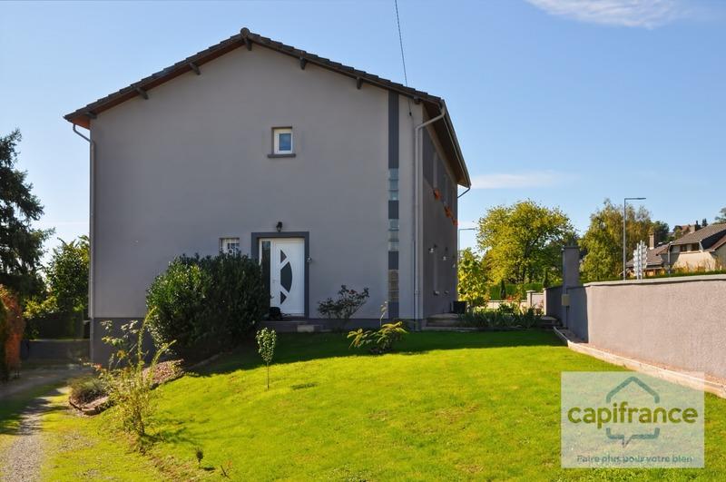 Maison - 200 m² - 9 pièces