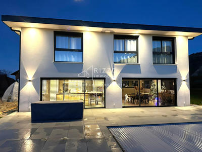 Maison - 160 m² - 6 pièces