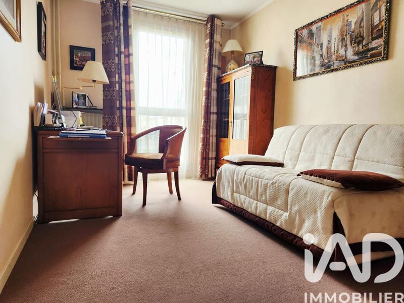 Appartement - 93 m² - 5 pièces