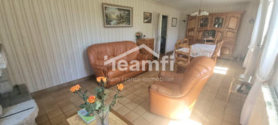 Maison - 143 m² - 7 pièces