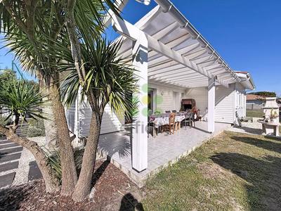 Pavillon - 120 m² - 5 pièces