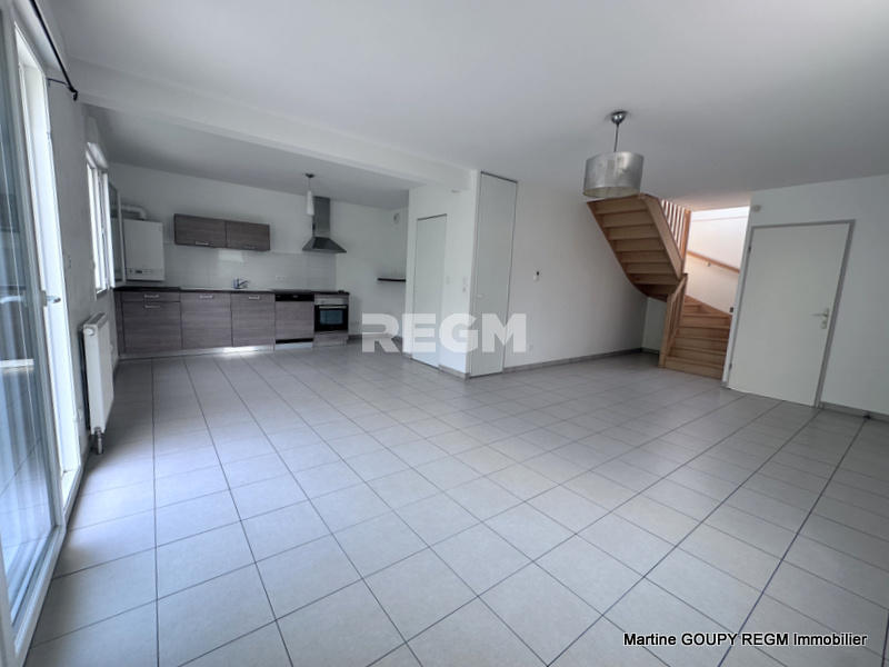Maison - 96 m² - 4 pièces