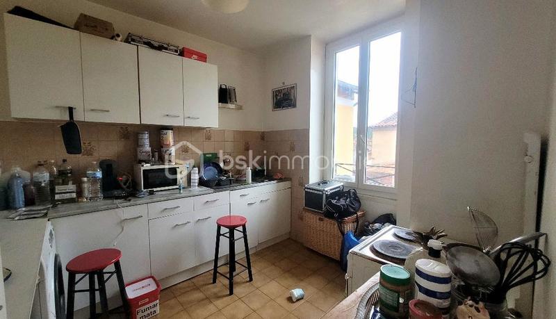 Immeuble - 750 m² - 8 pièces