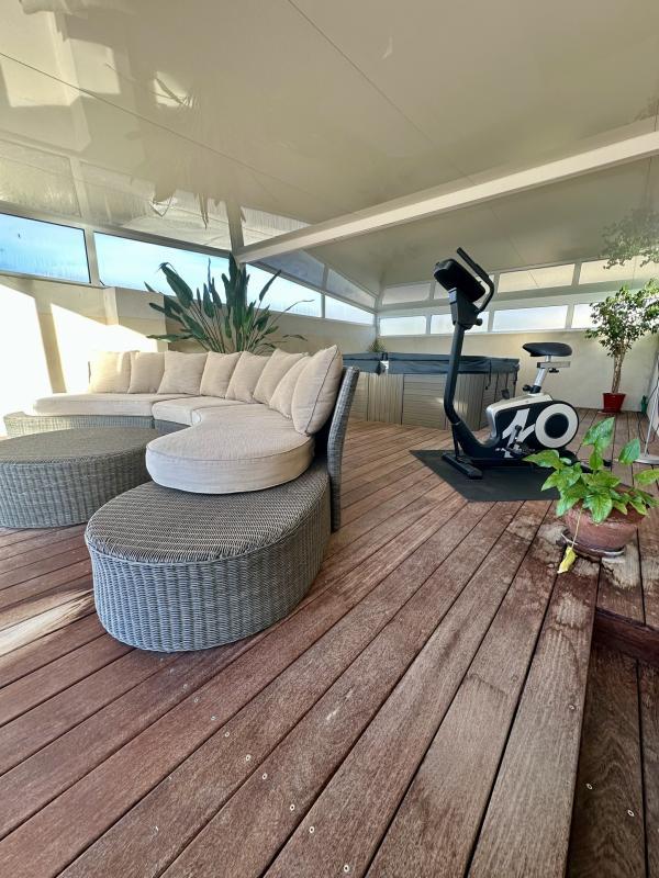 Maison - 170 m² - 5 pièces