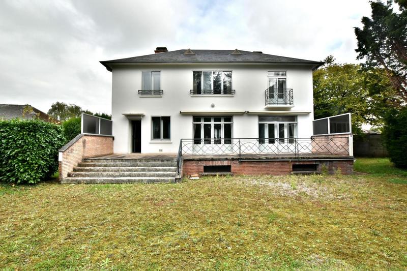 Maison - 167 m² - 7 pièces