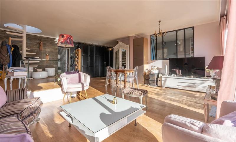 Appartement - 121 m² - 4 pièces