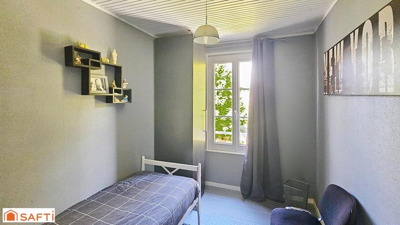 Maison - 193 m² - 8 pièces