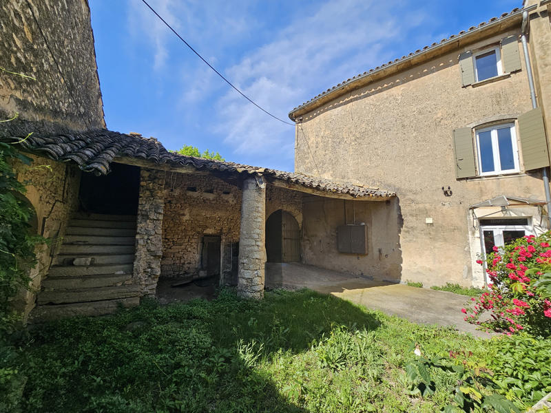 Maison de village - 130 m² - 8 pièces