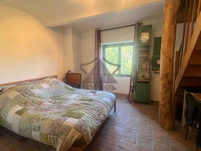 Maison - 93 m² - 6 pièces