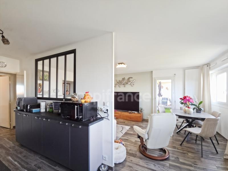 Appartement - 89 m² - 5 pièces