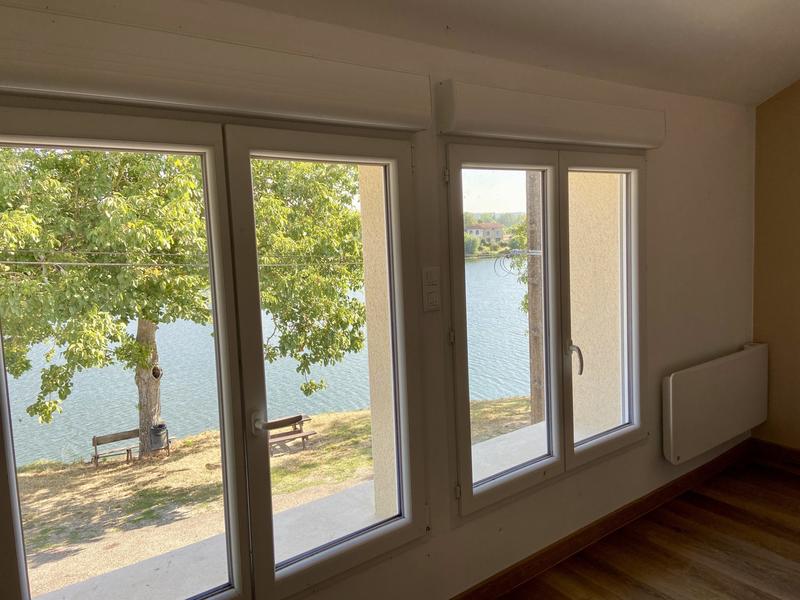 Maison traditionnelle - 97 m² - 2 pièces