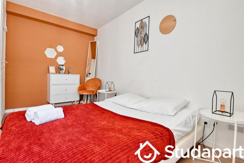 Chambre - 9 m² - 1 pièce