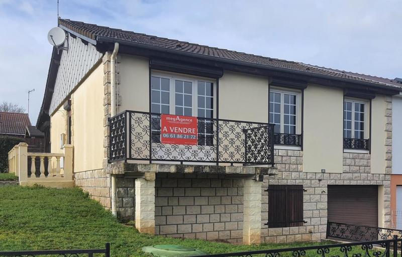 Maison traditionnelle - 107 m² - 6 pièces