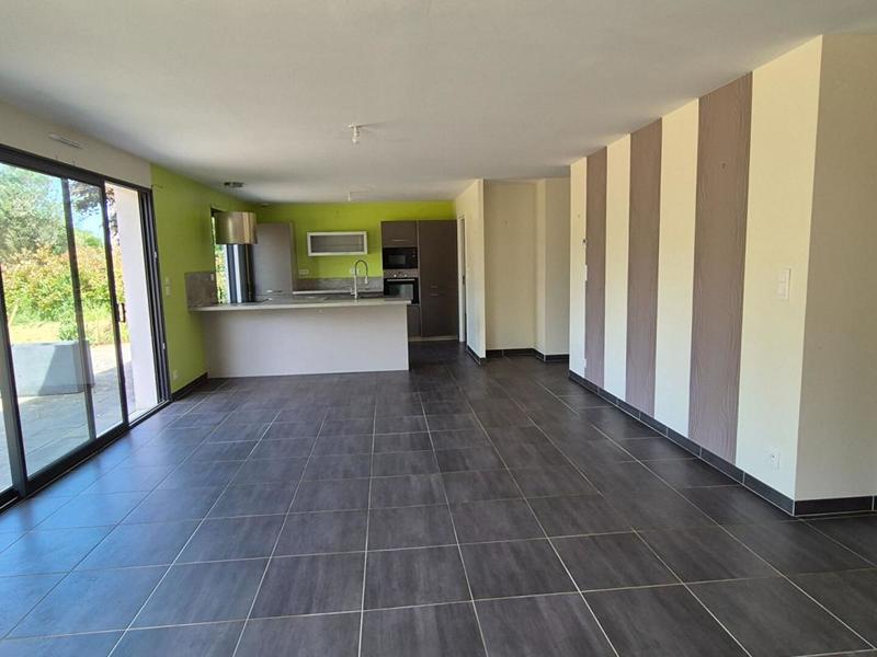 Maison - 112 m² - 4 pièces