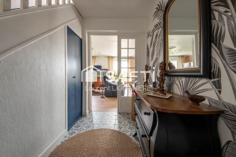 Maison - 187 m² - 7 pièces