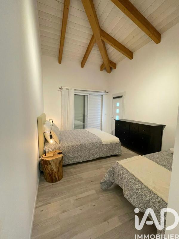 Maison - 295 m² - 11 pièces