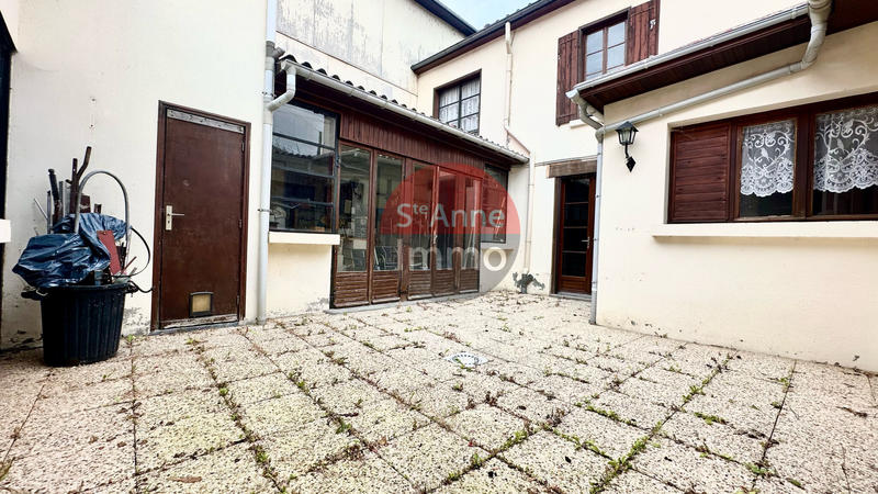 Maison - 150 m² - 7 pièces