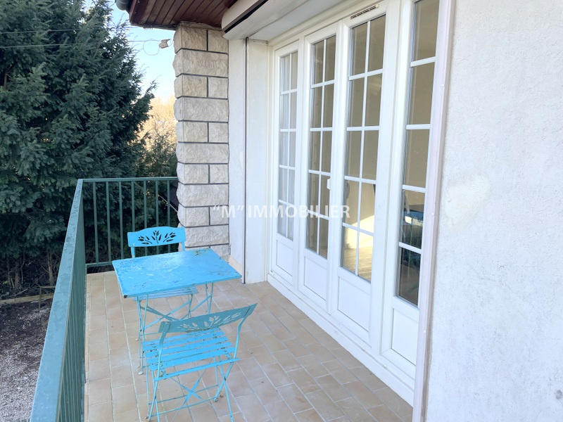Maison - 98 m² - 4 pièces