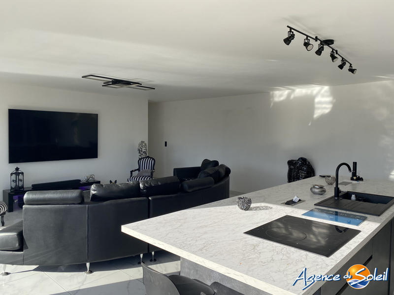 Maison - 104 m² - 3 pièces