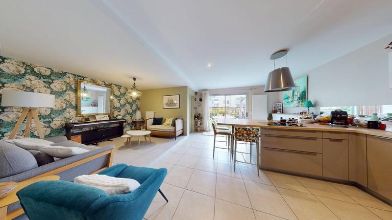 Maison - 99 m² - 4 pièces