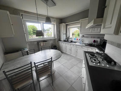 Maison - 89 m² - 5 pièces