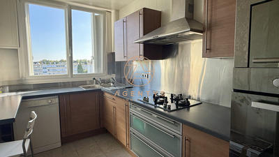 Appartement - 85 m² - 4 pièces