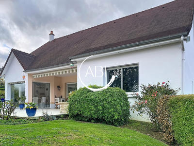Maison - 155 m² - 4 pièces