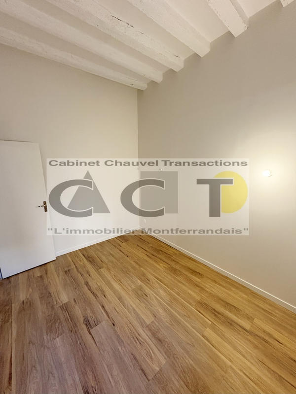 Duplex - 65 m² - 3 pièces