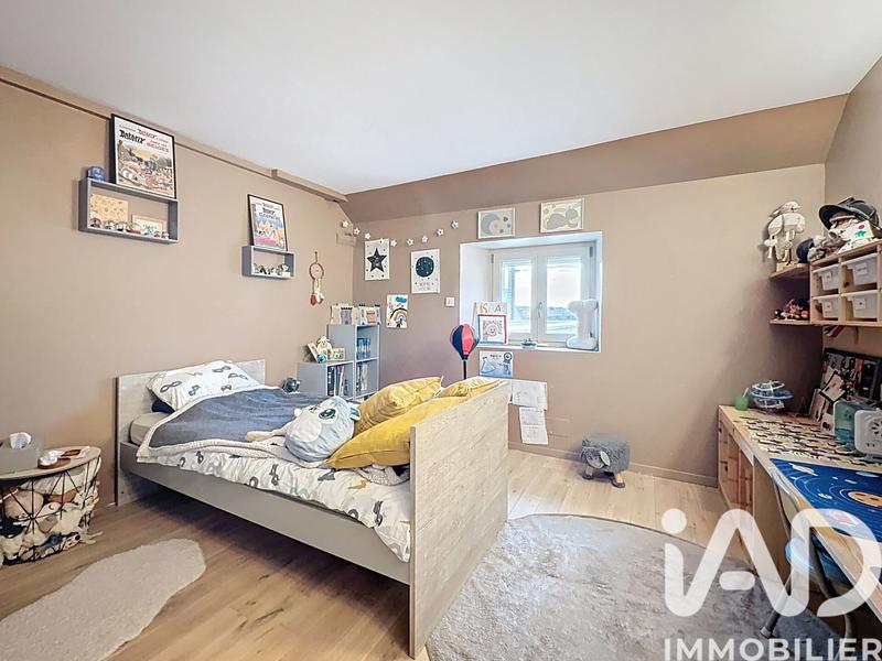 Maison - 224 m² - 8 pièces