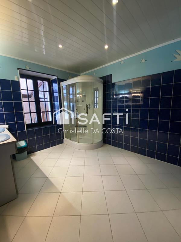 Maison - 275 m² - 7 pièces