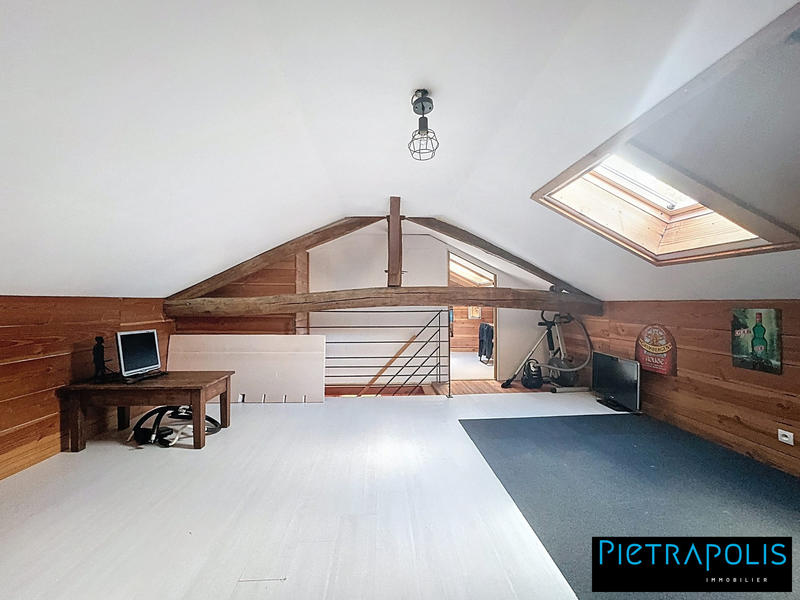 Maison - 170 m² - 6 pièces