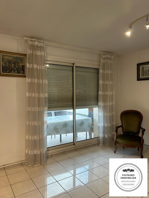 Maison - 92 m² - 5 pièces