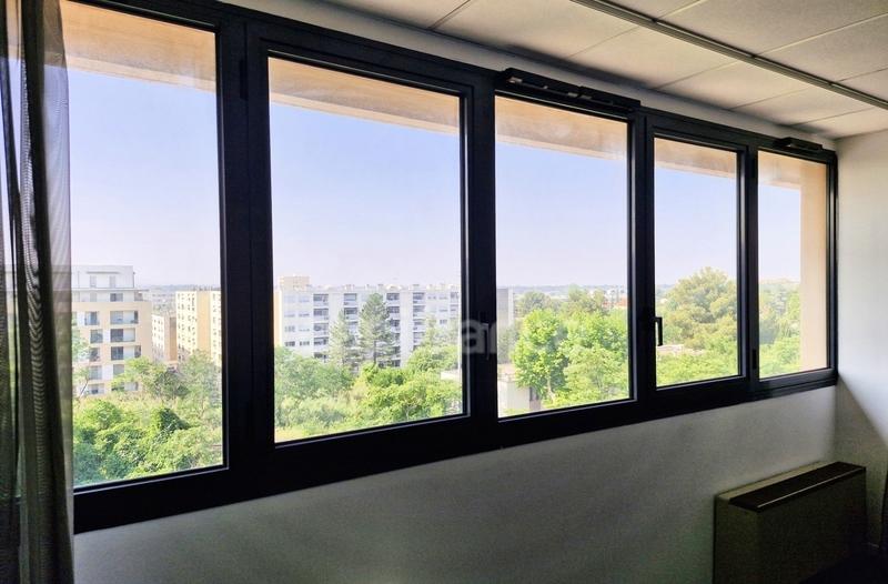 Bureau - 167 m² - 3 pièces