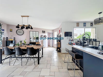 Villa - 125 m² - 5 pièces