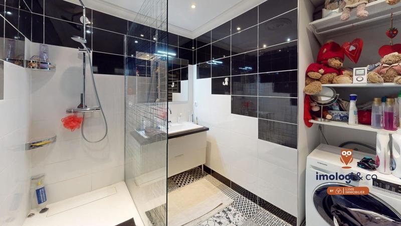 Maison de campagne - 331 m² - 9 pièces