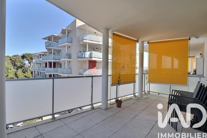 Appartement - 77 m² - 4 pièces