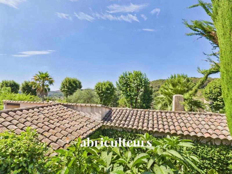 Maison ancienne - 276 m² - 7 pièces