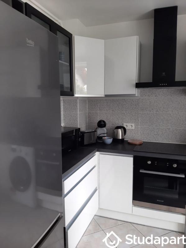 Chambre - 9 m² - 1 pièce